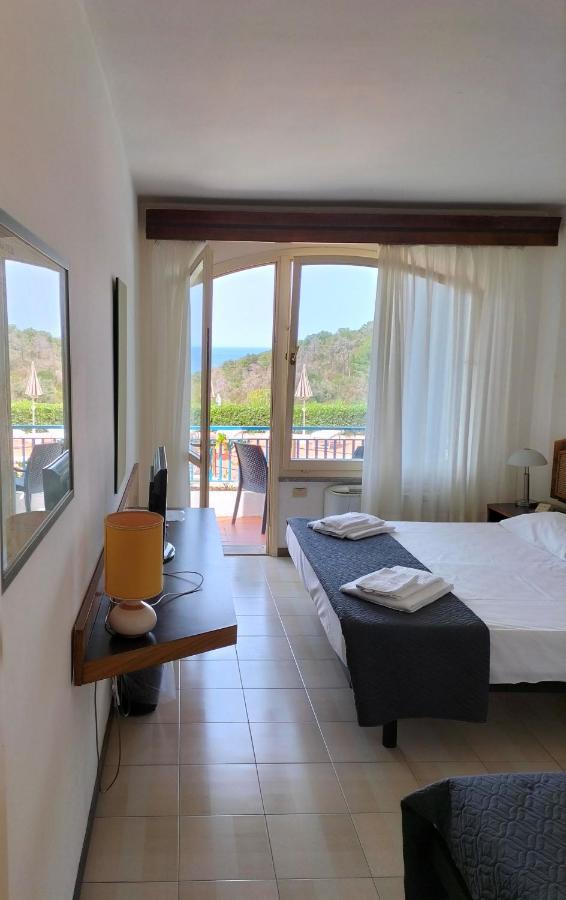 Hotel Horizon Elba Портоферрайо Экстерьер фото